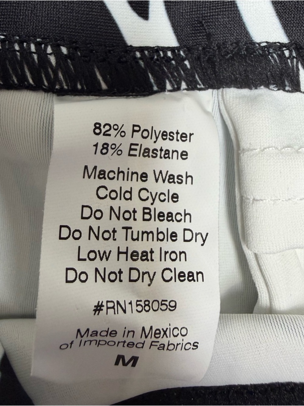 Fierce Pulse Women’s size Medium Black & White Swirl Pattern Leggings. Like new! - Picture 6 of 6